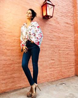 Zaira Nara feet photo thumbnail