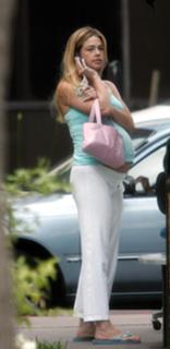 Denise Richards feet photo thumbnail