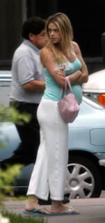 Denise Richards feet photo thumbnail