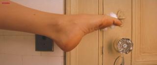 Gwyneth Paltrow feet photo thumbnail