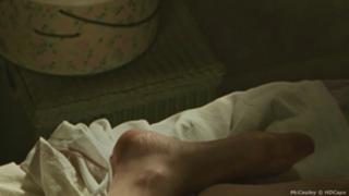 Kate Winslet feet photo thumbnail