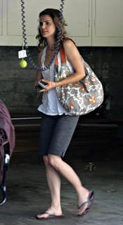 Keri Russell feet photo thumbnail