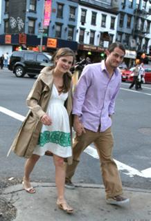 Keri Russell feet photo thumbnail