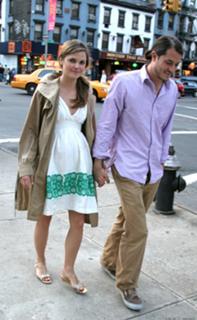 Keri Russell feet photo thumbnail