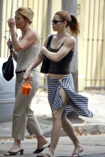 Jessica Biel feet photo thumbnail