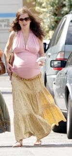 Anna Friel feet photo thumbnail