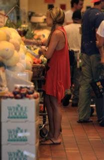 Lauren Conrad feet photo thumbnail