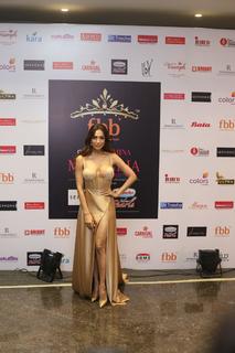 Malaika Arora feet photo thumbnail