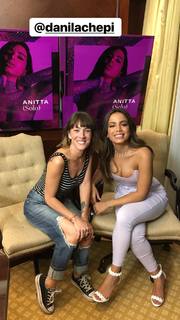 Anitta feet photo thumbnail