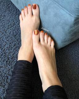 Jenelle Jcakess feet photo thumbnail