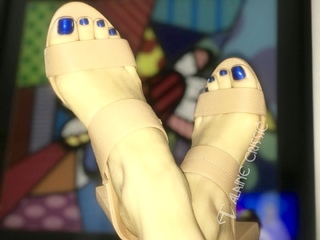 Alaine Crissiê feet photo thumbnail