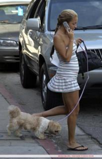 Nicole Richie feet photo thumbnail