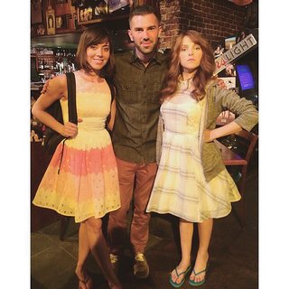 Anna Kendrick feet photo thumbnail