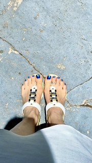 Alaine Crissiê feet photo thumbnail