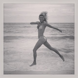 Federica Fontana feet photo thumbnail