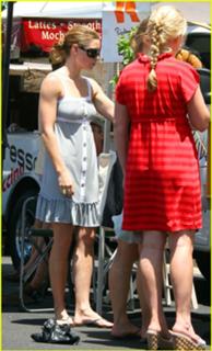 Jessica Biel feet photo thumbnail