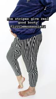 Hilary Duff feet photo thumbnail