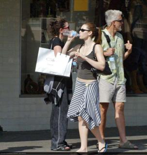 Jessica Biel feet photo thumbnail