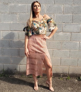 Lívia Andrade feet photo thumbnail