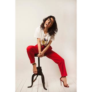 Claudia Lizaldi feet photo thumbnail