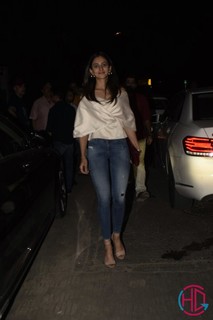 Rakul Preet Singh feet photo thumbnail