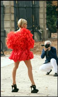 Victoria Beckham feet photo thumbnail