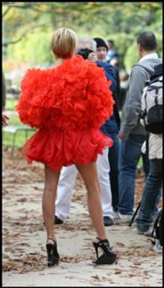 Victoria Beckham feet photo thumbnail