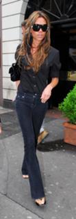 Victoria Beckham feet photo thumbnail