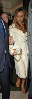 Victoria Beckham feet photo thumbnail