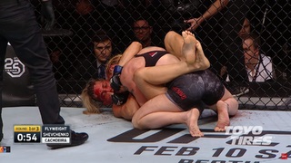 Valentina Shevchenko feet photo thumbnail