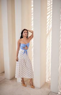 Camila Mendes feet photo thumbnail