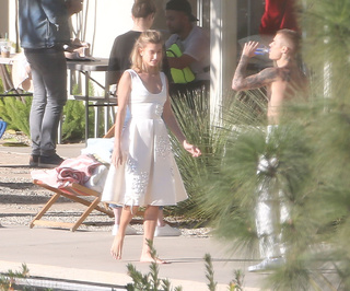Hailey Bieber feet photo thumbnail