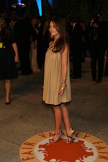 Sarah Michelle Gellar feet photo thumbnail
