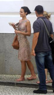 Jordana Brewster feet photo thumbnail