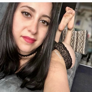 Jenelle Jcakess feet photo thumbnail