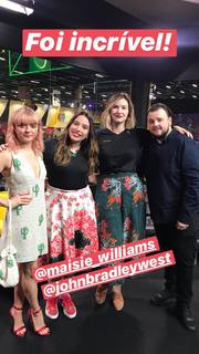 Maisie Williams feet photo thumbnail