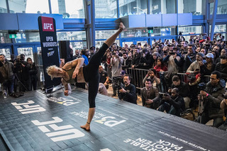 Valentina Shevchenko feet photo thumbnail
