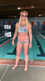 Holly Holm feet photo thumbnail