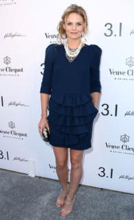 Jennifer Morrison feet photo thumbnail