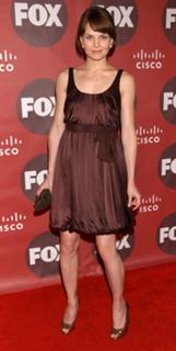 Jennifer Morrison feet photo thumbnail