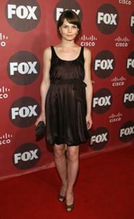 Jennifer Morrison feet photo thumbnail