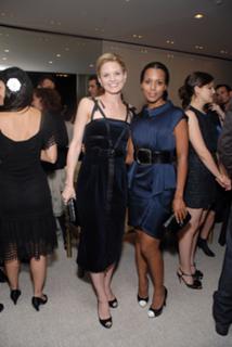 Jennifer Morrison feet photo thumbnail