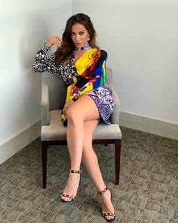 Anitta feet photo thumbnail