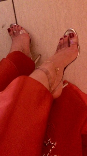 Alaine Crissiê feet photo thumbnail