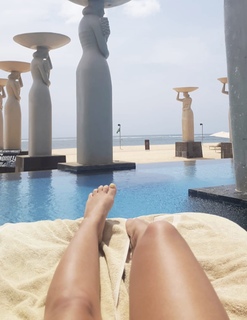 Georgia May Foote feet photo thumbnail