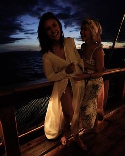 Nina Dobrev feet photo thumbnail