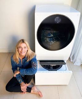 Federica Fontana feet photo thumbnail