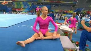 Nastia Liukin feet photo 2