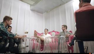 Katy Perry feet photo thumbnail