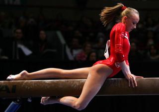 Nastia Liukin feet photo thumbnail